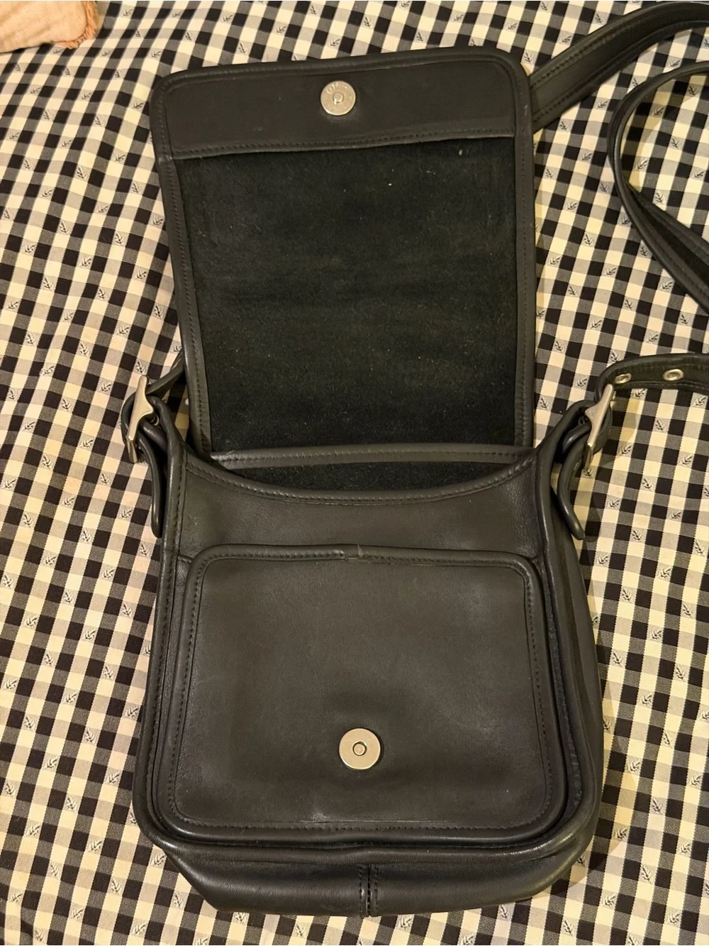 Coach vintage legacy